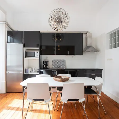 Santa Justa 24 Lisbon Downtown Apartment Room photo