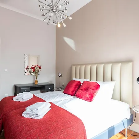 Santa Justa 24 Lisbon Downtown Apartment Room photo