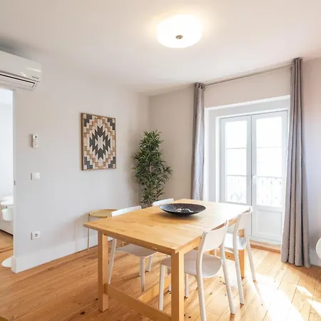 Santa Justa 24 Lisbon Downtown Apartment Room photo
